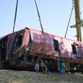 Mađarska: pokrenut postupak za ubistvo iz nehata protiv vozača čiji je autobus sleteo sa autoputa