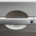 Automobil je izgreban: Kako sprečiti rđu, dodatnu štetu i visoke troškove popravke