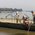 Vojska Srbije ponovo postavila pontonski most do lida: Sastavljen od 38 plovnih članaka dug je 355 metara