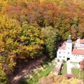 Prelepo: Biser pravoslavlja i Šumadije manastir Vraćevšnica. Ovde je nastala miloševa Srbija. (video)