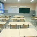 Više od 700 škola u Srbiji danas potpuno obustavilo rad