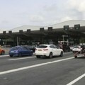 MUP: Državljanin BiH prošao automobilom kroz spuštenu rampu na prelazu Batrovci iz Hrvatske u Srbiju