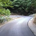 Novi asfalt u Šareniku: put prema Jagodnici dobio moderan izgled (VIDEO)