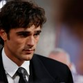 Jacob Elordi obožava Cartier satove u Frankenstein zelenoj boji