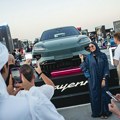 Porsche Cayenne Electric - prve "žive" FOTO iz Dubaija