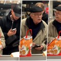 Brane ušao u supermarket i pikirao isključivo penzionere: Gore mreže zbog onoga što je radio: Stojim na kasi, iza leđa mi neki…