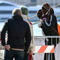 Italija menja spornu šemu bonusa za repatrijaciju migranata