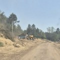 Dramatično u Deliblatskoj peščari: Plamen stigao na drugi kraj rezervata, vatra se približila selu Šušara
