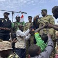 "S obzirom na situaciju, Dobro je": Svrgnutog predsednika Nigera posetio lekar, doneo mu i hranu