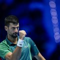Novak doneo Srbiji prvi poen na Junajted kupu: Žang bez šanse protiv najboljeg na svetu