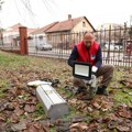 Postavljanje reflektora za osvetljenje Prve kragujevačke gimnazije