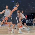 VIDEO Magija Jokića i Micića, Pešić ne sklanja pogled: Košarkaši Srbije odradili prvi trening u Abu Dabiju