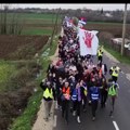 „Nema straha, to je borba koja traje“: Studenti nastavili marš ka Beogradu (UŽIVO)