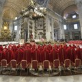 Očekuje se duga konklava za izbor pape: Italijanski i latinoamerički blok, podela oko reformi