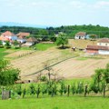Kuća na prodaju u blizini Obrenovca, idealna za miran porodični život: 150 m2, garaža, grejanje, nema vlage, evo koja je cena…
