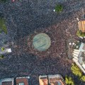 Vlast tvrdi da je na skupu bilo 36.010 ljudi, iako nezavisna procena govori o najmanje 140.000 demonstranata