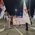 Свечано на синоћном Протесту. Представљени застава, шеталица и беџеви. Збор грађана Пирота постао званични члан Уније…