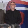 Direktor policije Vasiljević: U Rektoratu nađeni topovski udari, petarde, sprejevi i toki-voki aparati