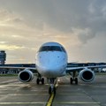 Incident na aerodromu u Sidneju: Avion naglo zakočio da bi izbegao sudar, povređen član posade