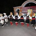 Smotra narodnog stvaralaštva Rasinskog, Raškog i Borskog okruga u Padežu održan 40. međuokružni sabor "Padeški kladenac" (foto)…