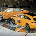 VIDEO: Mercedes namerno sudario dva nova CLA, hibridni i električni