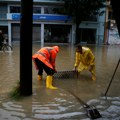 Situacija u Grčkoj se ne smiruje: Ljudi bez struje zarobljeni u poplavama, na Eviji blokirani putevi