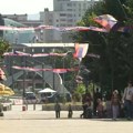 Na parkingu tužilaštva u Severnoj Mitrovici izgorelo vozilo, nema povređenih