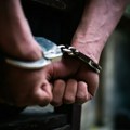 Užas u Kruševcu: Uhapšen muškarac koji je nožen napao oca i babu