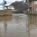 Ibar se izlio u severnom delu Kosovske Mitrovice, evakuisano desetak osoba