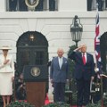 Киша на свечаном дочеку: Трамп спремио црвени тепих и 21 плотун за британског краља и краљицу