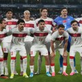 Turska se uzda u "mladiće" - Montela saopštio spisak