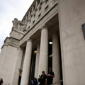 Britanska policija nije smela da prepusti Amerikancima istragu protiv pilota koji je davio ženu