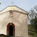 Vandalizovan hram Svetog Dimitrija u Preševu: Polomljen krst i grafiti na arapskom