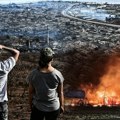 Oko nje je ostao samo prah i pepeo: Kako je jedna kuća „preživela“ stravičan požar na Havajima