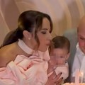 Gala slavlje za 1. rođendan unuke Šabana Šaulića! Za malu Manju roditelji priredili roze čaroliju