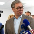 Vučić: Počela gradnja kuća u mestima pogođenim požarima,za neki dan idem u obilazak
