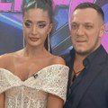 "Idemo u nove pobede" Anđela i Gastoz stigli u zgradu Pinka tokom potpisivanja ugovora za Elitu 9