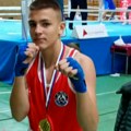 Mihajlo doneo zlatnu medalju u Leskovac sa Državnog prvenstva u Srbiji, četvrtu u karijeri