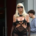 ŠOK IZDANJE! Jelena Karleuša došla na Pinkove zvezde! NA GRUDIMA SAMO ZVEZDE!