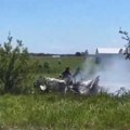 Tragedija kakva se ne pamti! Srušio se avion sa padobrancima, svih 12 osoba na mestu mrtvo! Stravični prizori kod autoputa…