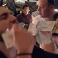 Испливао снимак из ресторана: Мирчету цепали мајицу због рођења ћерке, супруга певача највеселија на прослави