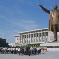 Evo kako predsednik ujutru budi stanovnike u prestonici Severne Koreje: "Od zvuka može samo da se poludi"