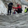 Teška akcija spašavanja na Visu: Povređeni planinar helikopterom prebačen u bolnicu