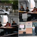 Džip i oklopno vozilo ispred biračkog mesta, unutra kamere da snimaju glasače: Srba nema nigde na referendumu na severu KiM…