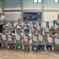 Besplatno za svu decu: Jagodinski predškolci i mlađi osnovci završili obuku plivanja