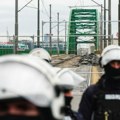 Zašto vlast krije ugovor za rušenje Starog savskog mosta?