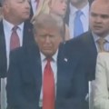 Tramp zaspao na vojnoj paradi?! Mreže gore, ljudi komentarišu jedno! (video)
