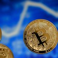 Bitkoin blago porastao na 93.430 evra, itirijum za 3,1 odsto na 2.272 evra