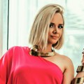 Od detinjstva je prati nadimak Anuška, a ovo prezime piše u ličnoj karti Ane Štajdohar
