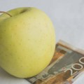 Inflacija u avgustu blago usporila na 4,7 odsto: Voće poskupelo 30,8 odsto, a nakit i satovi 27,1 procenat